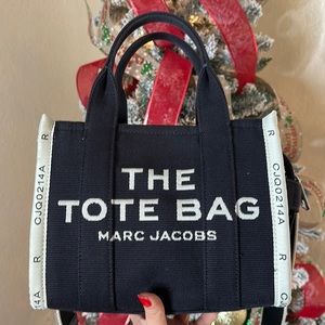Marc Jacobs small tote bag